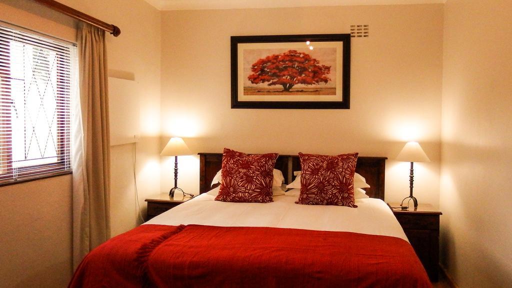 39 On Nile Guest House Порт Елизабет Стая снимка